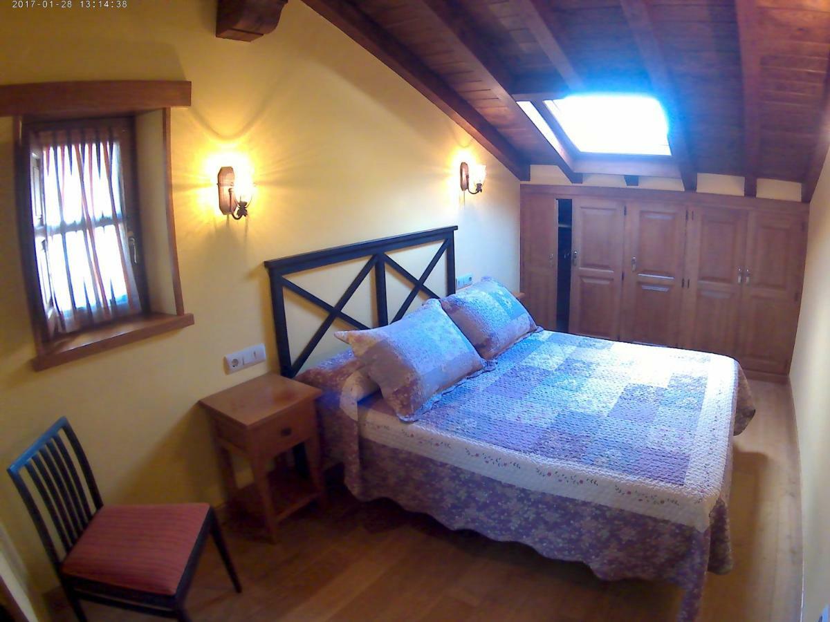 Apartamentos Casa Celia La Vega (Vega de Liebana, Cantabria) Exterior foto