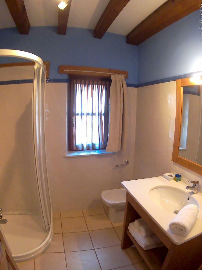 Apartamentos Casa Celia La Vega (Vega de Liebana, Cantabria) Exterior foto