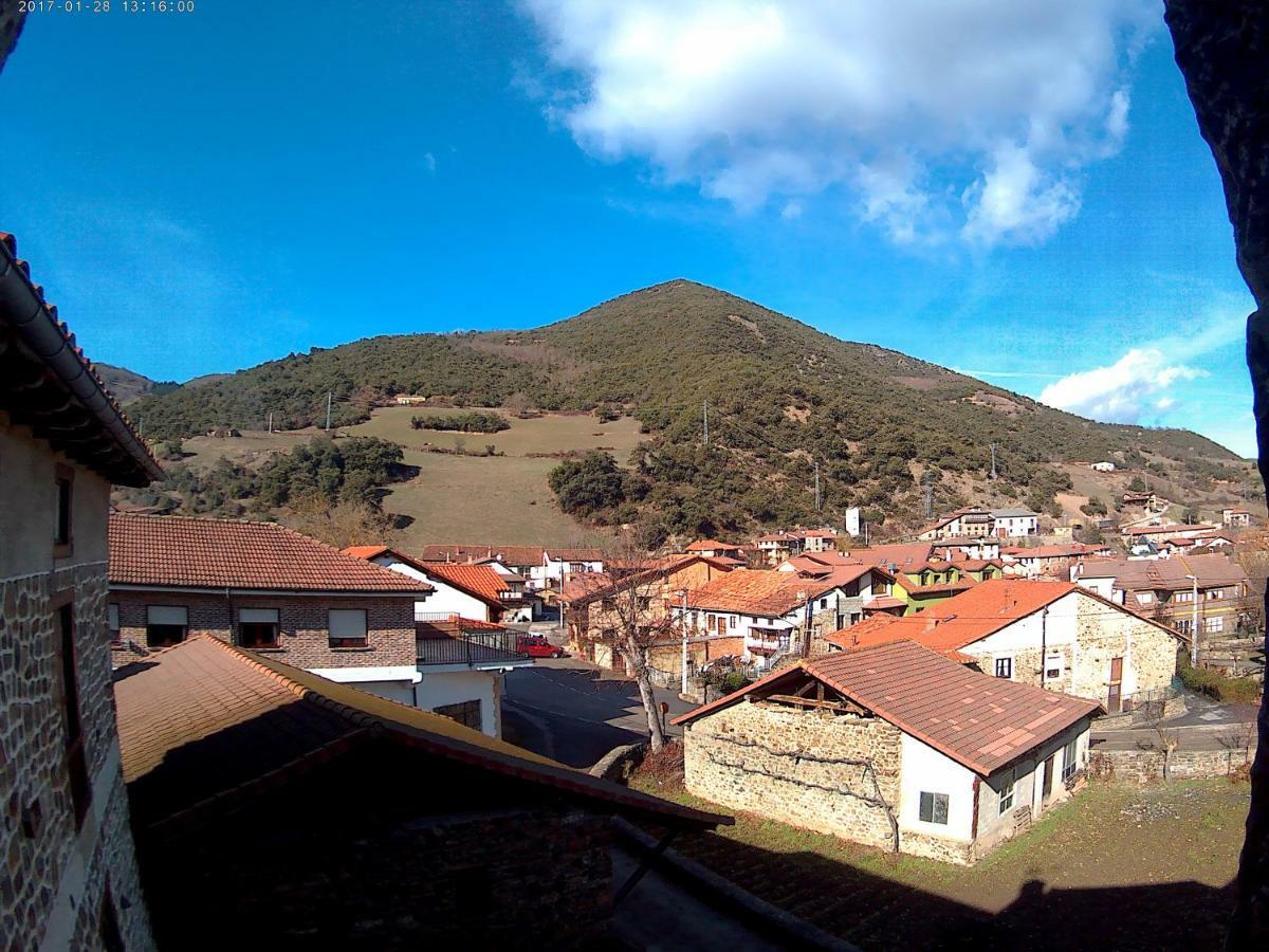 Apartamentos Casa Celia La Vega (Vega de Liebana, Cantabria) Exterior foto